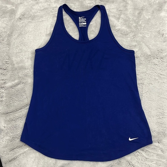 3 Nike tank tops - Picture 2 of 12
